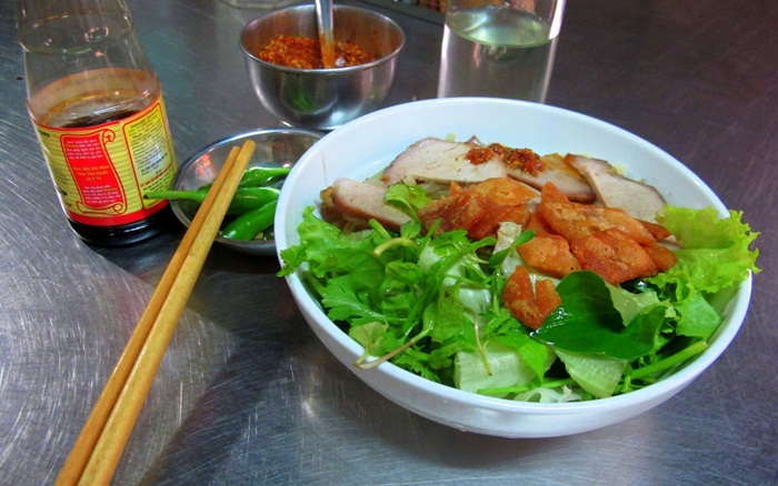 Hoi An Local Food - Cao Lau
