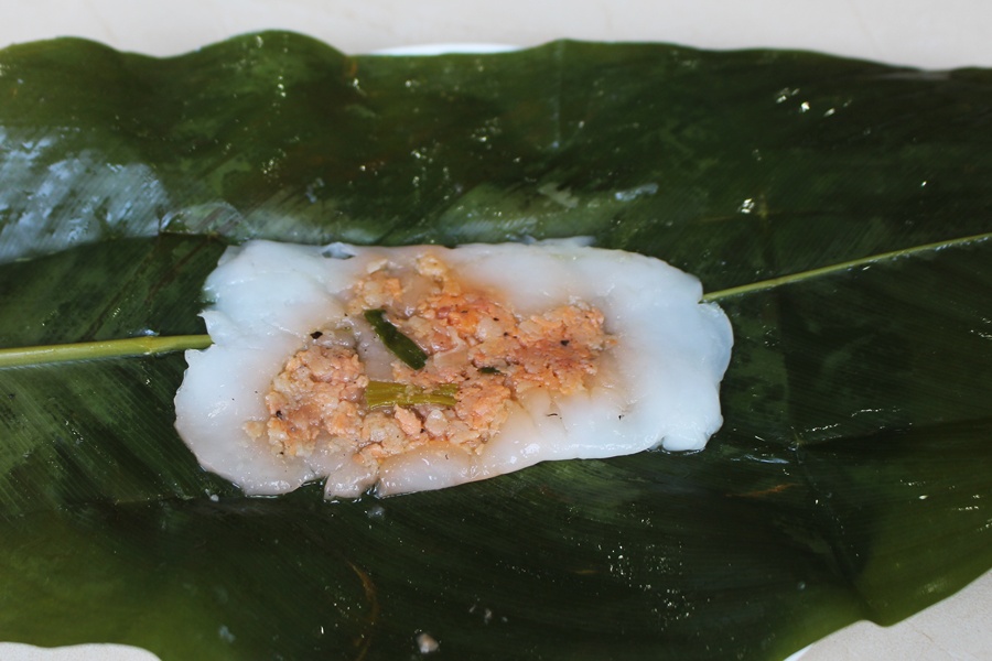 Dünner und flacher Bánh Nam