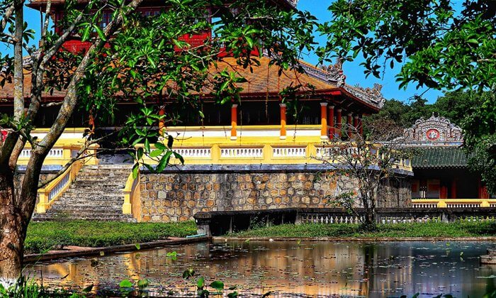 hue imperial palace