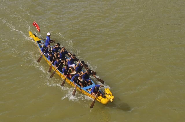 boat race danang