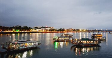 Hue Nightlife on the Perumer River