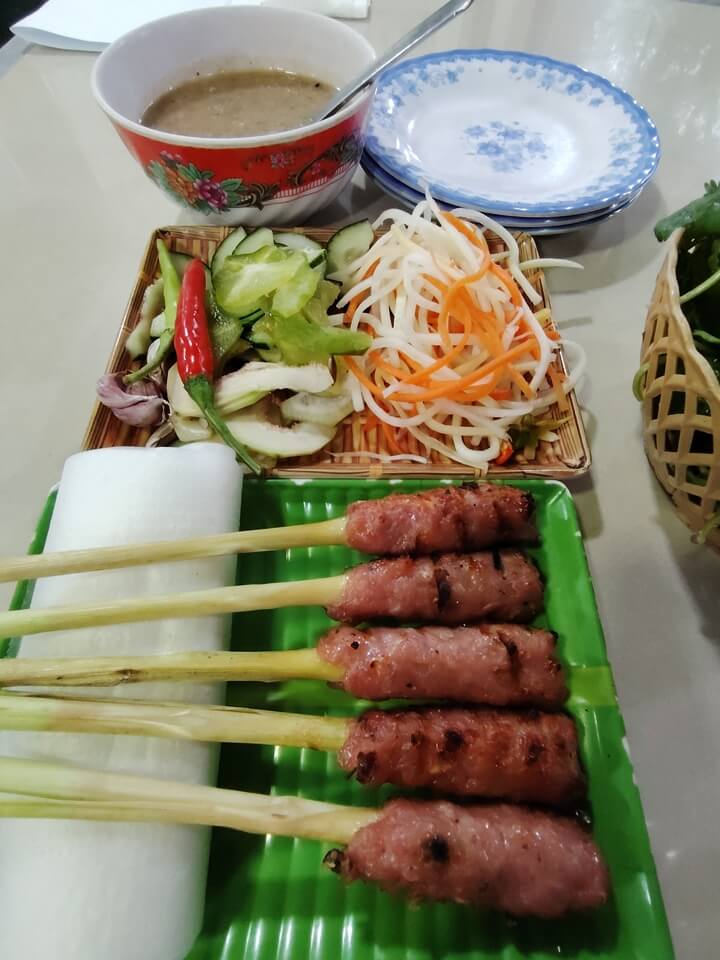 Grilled pork skewers at Hong Mai Pancake Restaurant