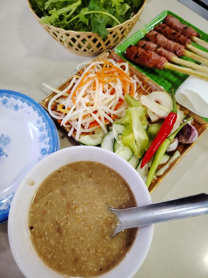 Nem Lui with mixed sauce and vegetable