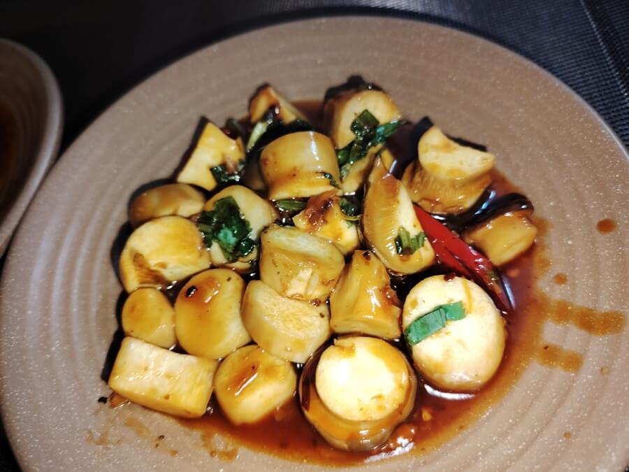 Simple vegetarian mushroom stew reflecting Buddhist food tradition in Hue